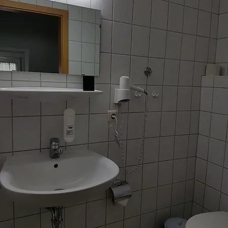 Am Stadtrand 3* Leipzig