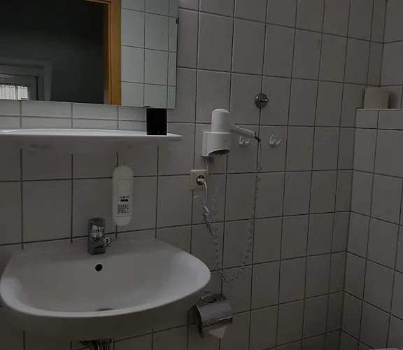 Am Stadtrand 3* Leipzig