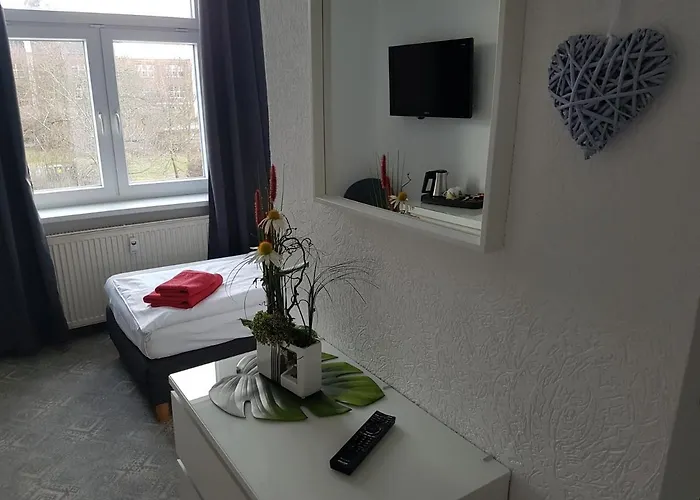 Отель Am Stadtrand Лейпциг